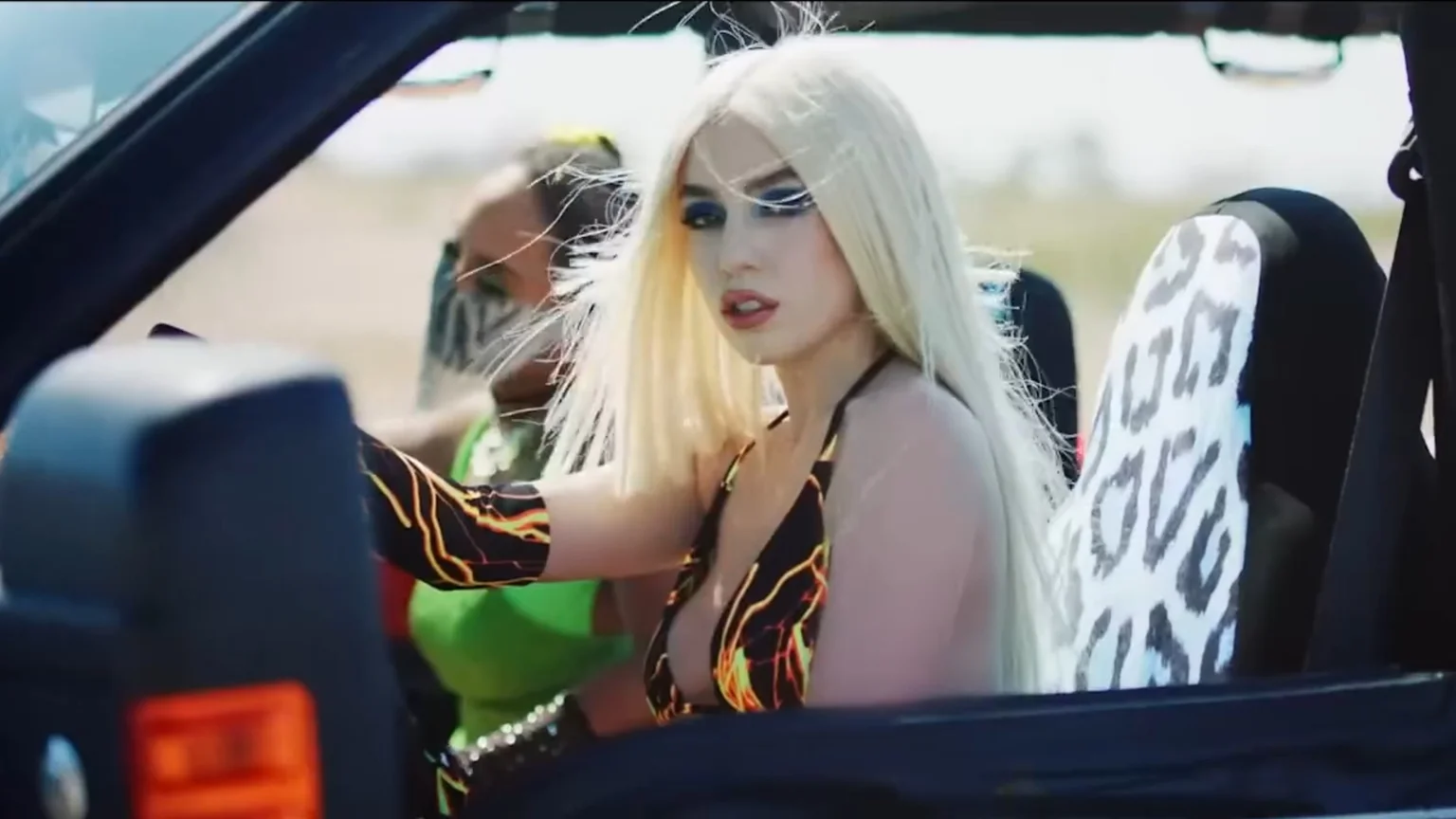 Ava Max - OMG What's Happening